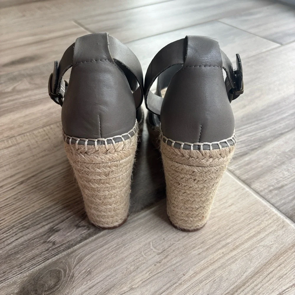 Treasure & Bond Gray Espadrille Wedges